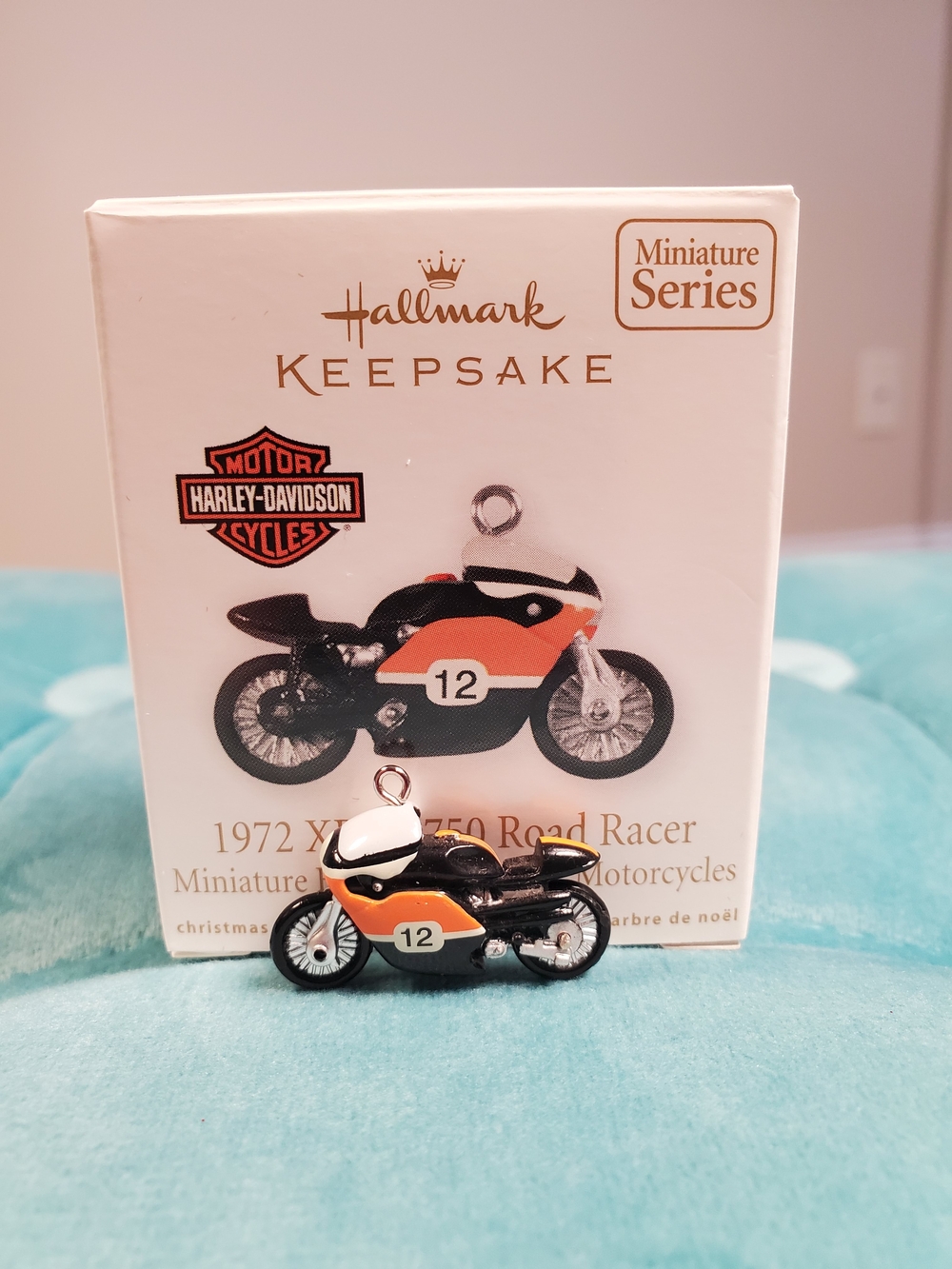 Hallmark Keepsake 2012 Miniature Harley Davidson 1972 XRTT 750 Road Racer